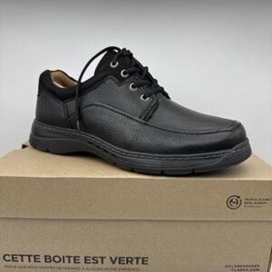 New men’s, Clarks size 11 leather shoes